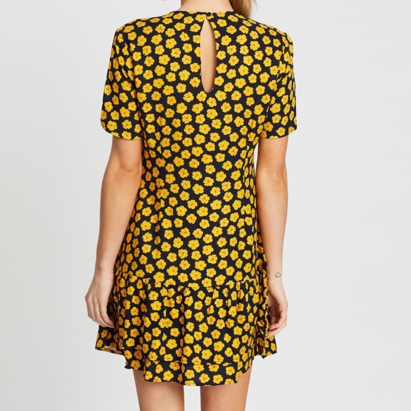MinkPink Sunfields Minidress (black with yellow flowers). Size Large - Picture 2 of 5